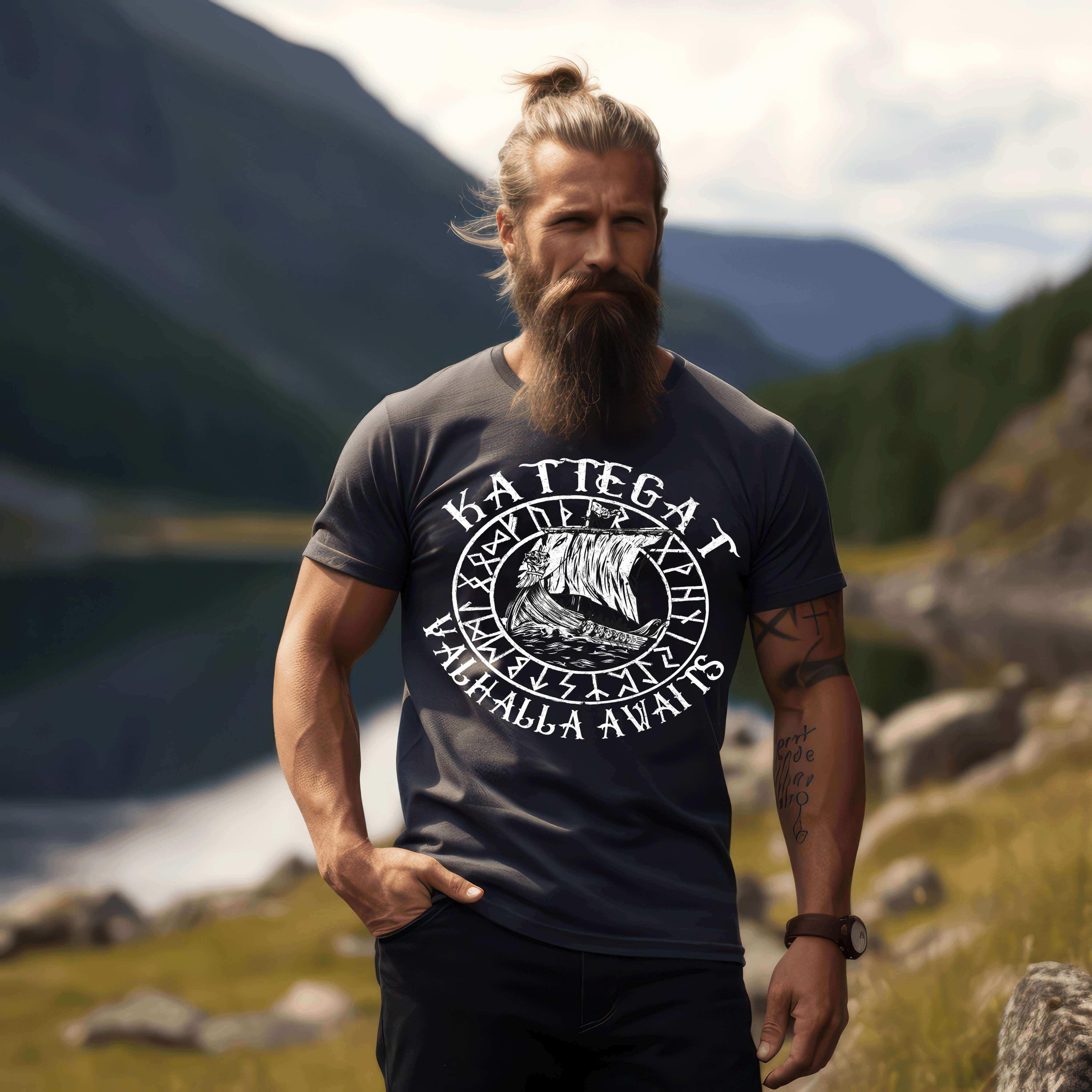 kattegat Valhalla Awaits - Herren Premiumshirt - Nordic Viking Wear