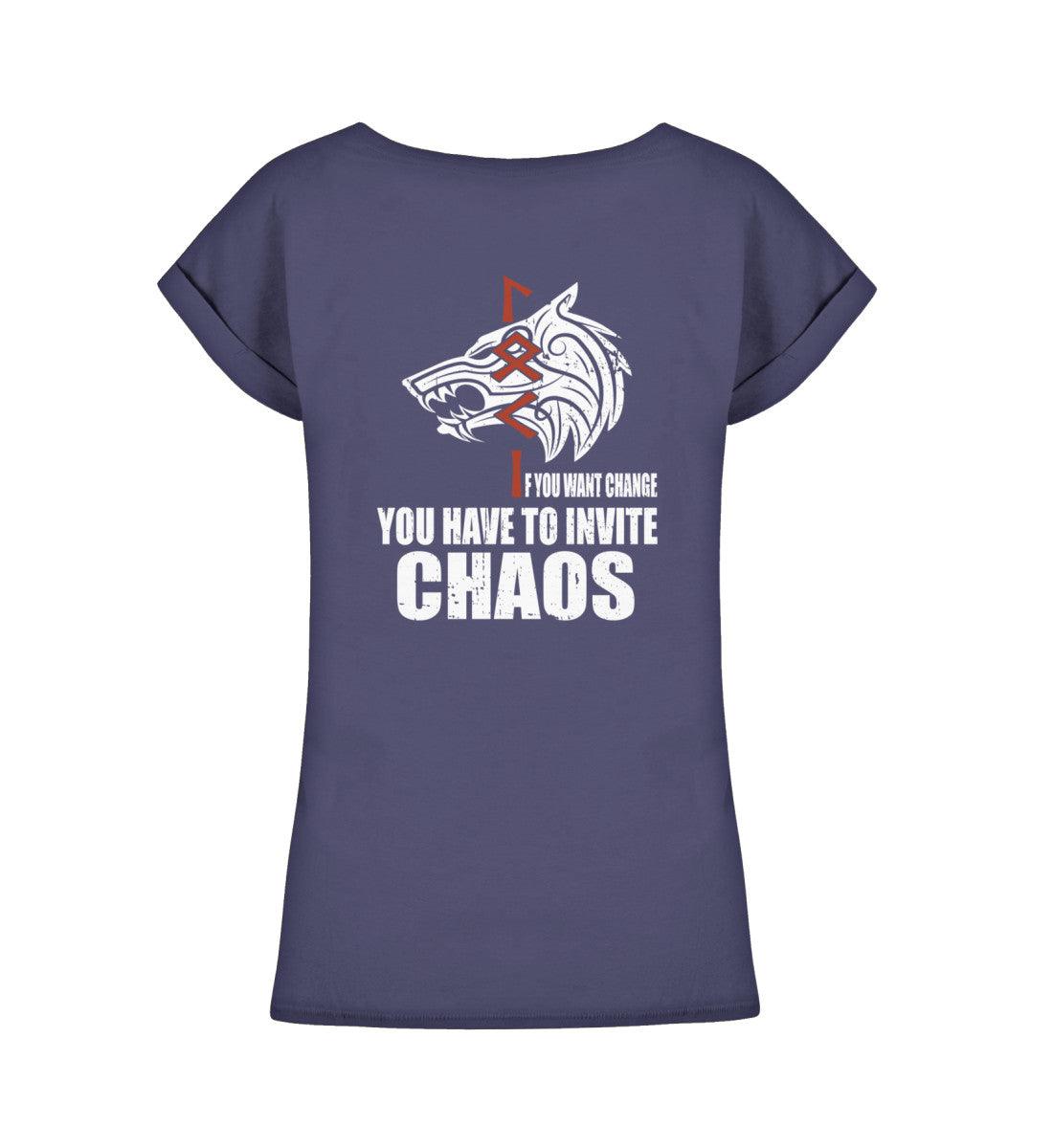 Schildmaiden Extendet Shirt – „You Have to Invite Chaos“ mit Wolf & Runen - Nordic Viking Wear