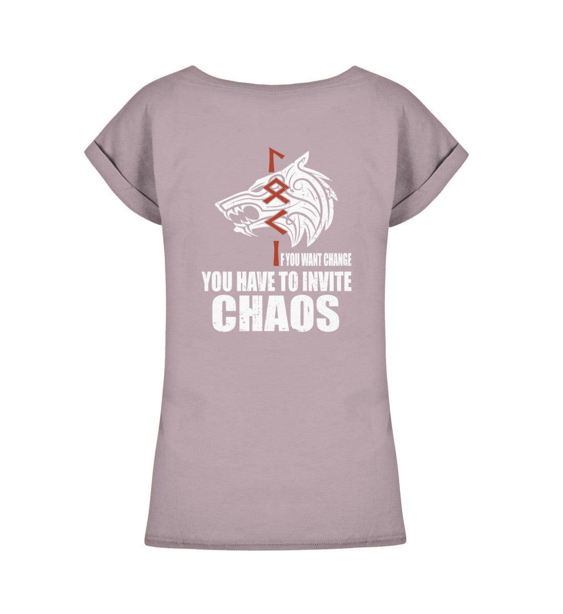Schildmaiden Extendet Shirt – „You Have to Invite Chaos“ mit Wolf & Runen - Nordic Viking Wear