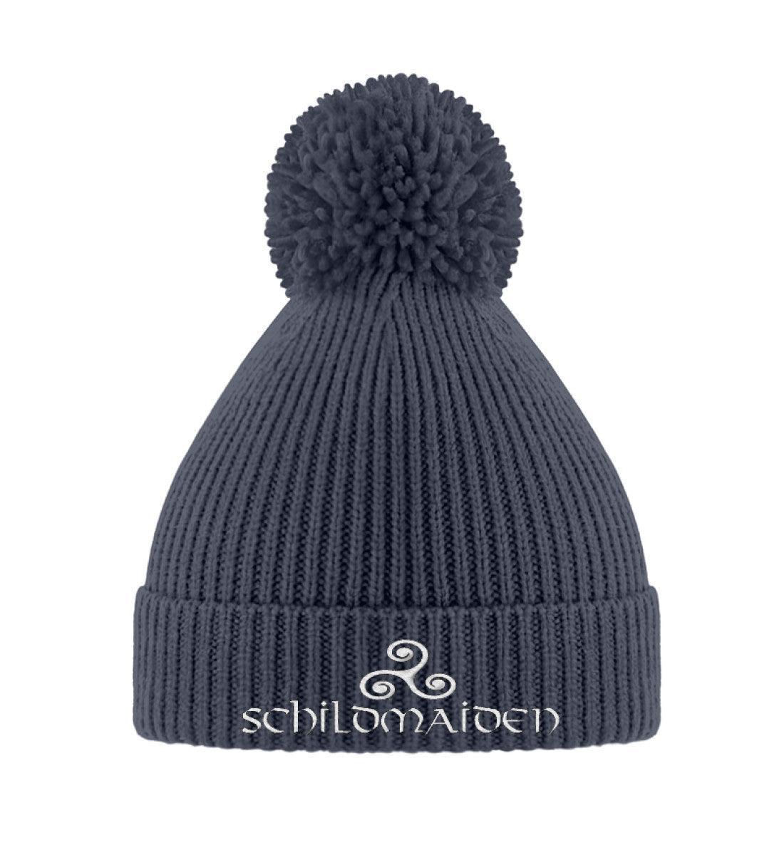Schildmaiden Bommelmütze "Triskele" – Warme Tradition trifft modernen Stil - Nordic Viking Wear