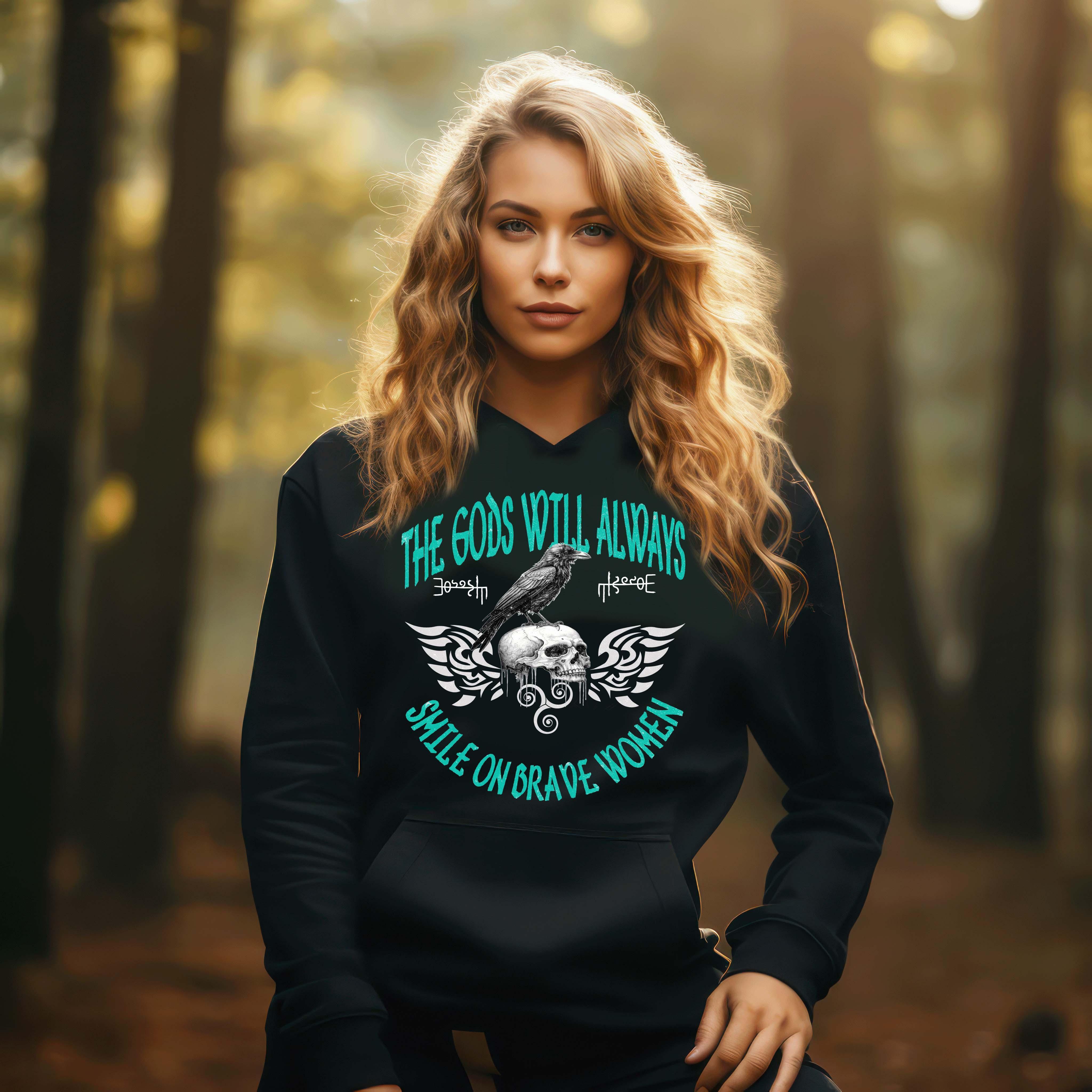 Schildmaiden Hoodie – "The Gods Will Always Smile On Brave Women" mit Triskele & Rabenmotiv - Nordic Viking Wear
