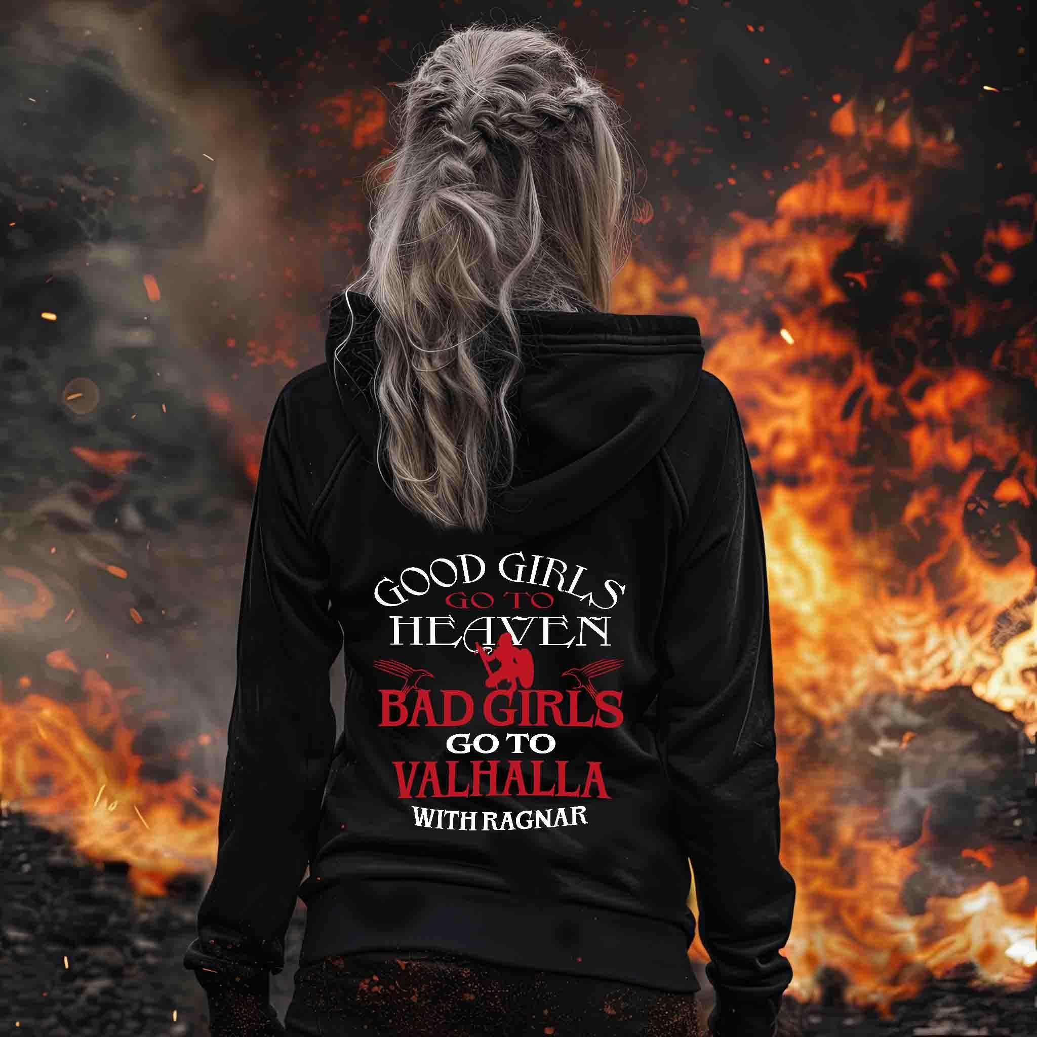 "Schildmaiden Hoodie - 'Bad Girls Go To Valhalla with Ragnar' - Kraftvolles Viking Statement - Nordic Viking Wear