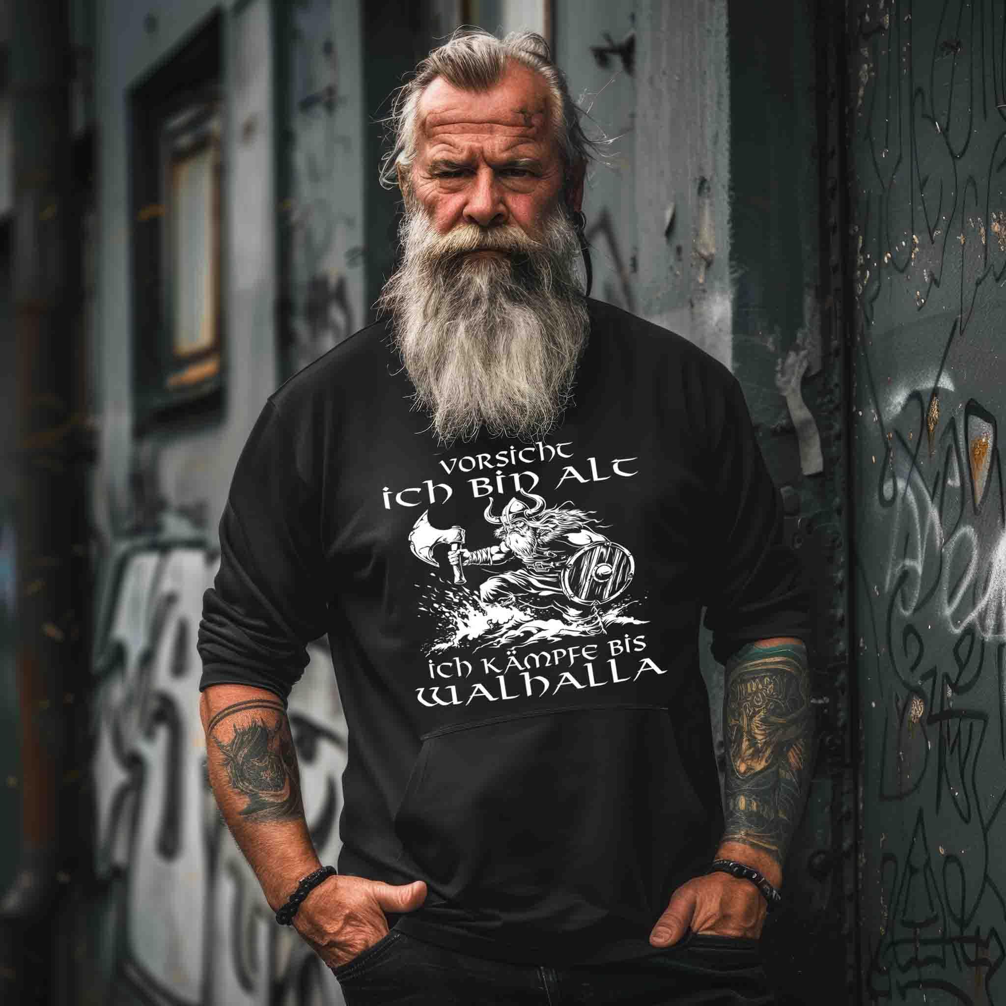 Lustiges Wikinger Hoodie - "Vorsicht, Ich Bin Alt. Ich Kämpfe bis Walhalla" - Nordic Viking Wear