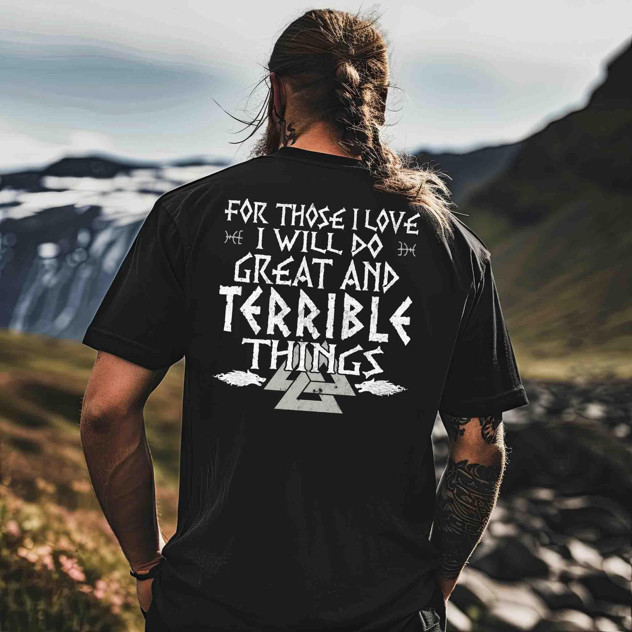 Wikinger-Premiumshirt "Große und schreckliche Taten" – Inspirierendes Nordisches Design mit Walknut-Symbol - Nordic Viking Wear