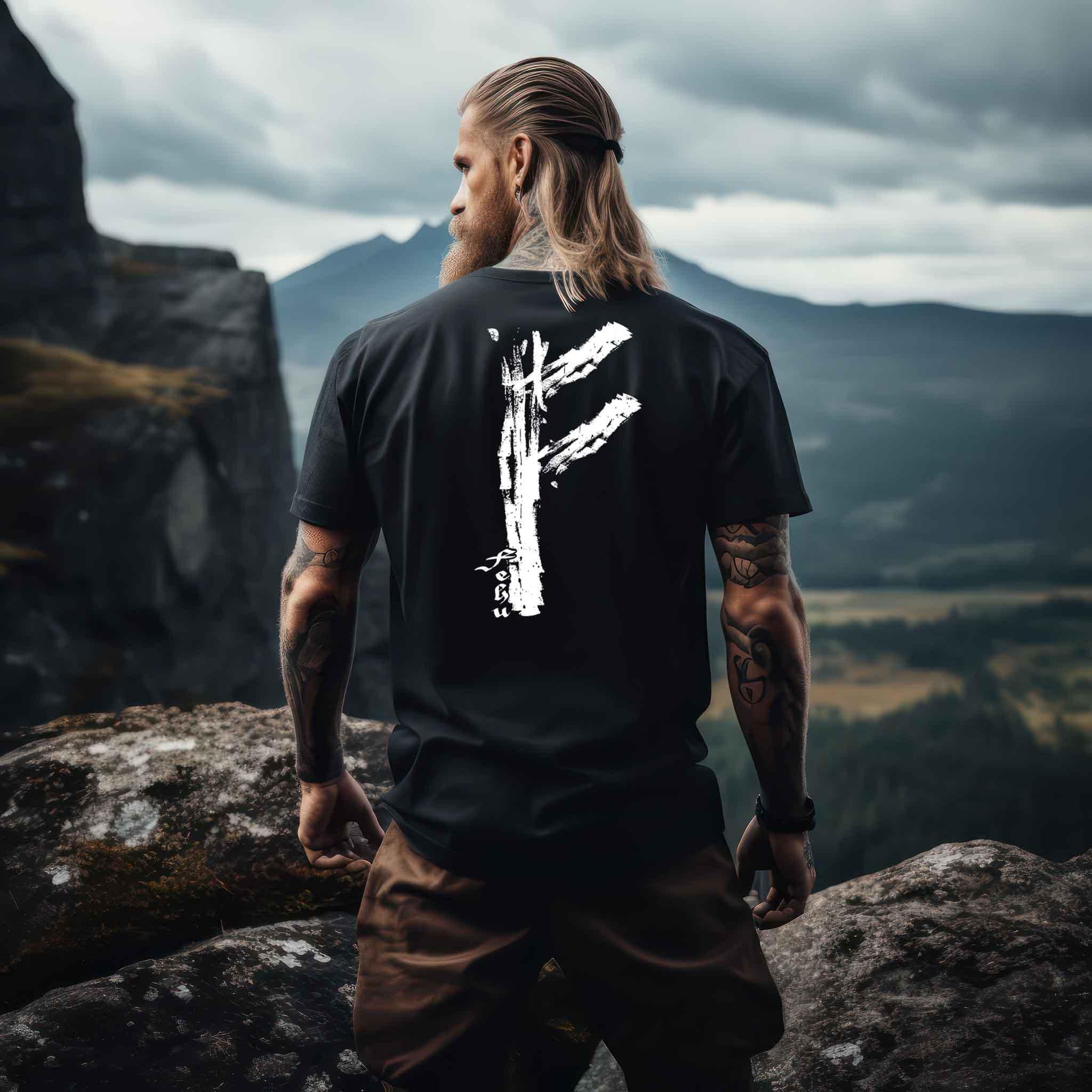 Wikinger Fehu Rune Backprint T-Shirt – Symbol für Wohlstand und Energie - Nordic Viking Wear