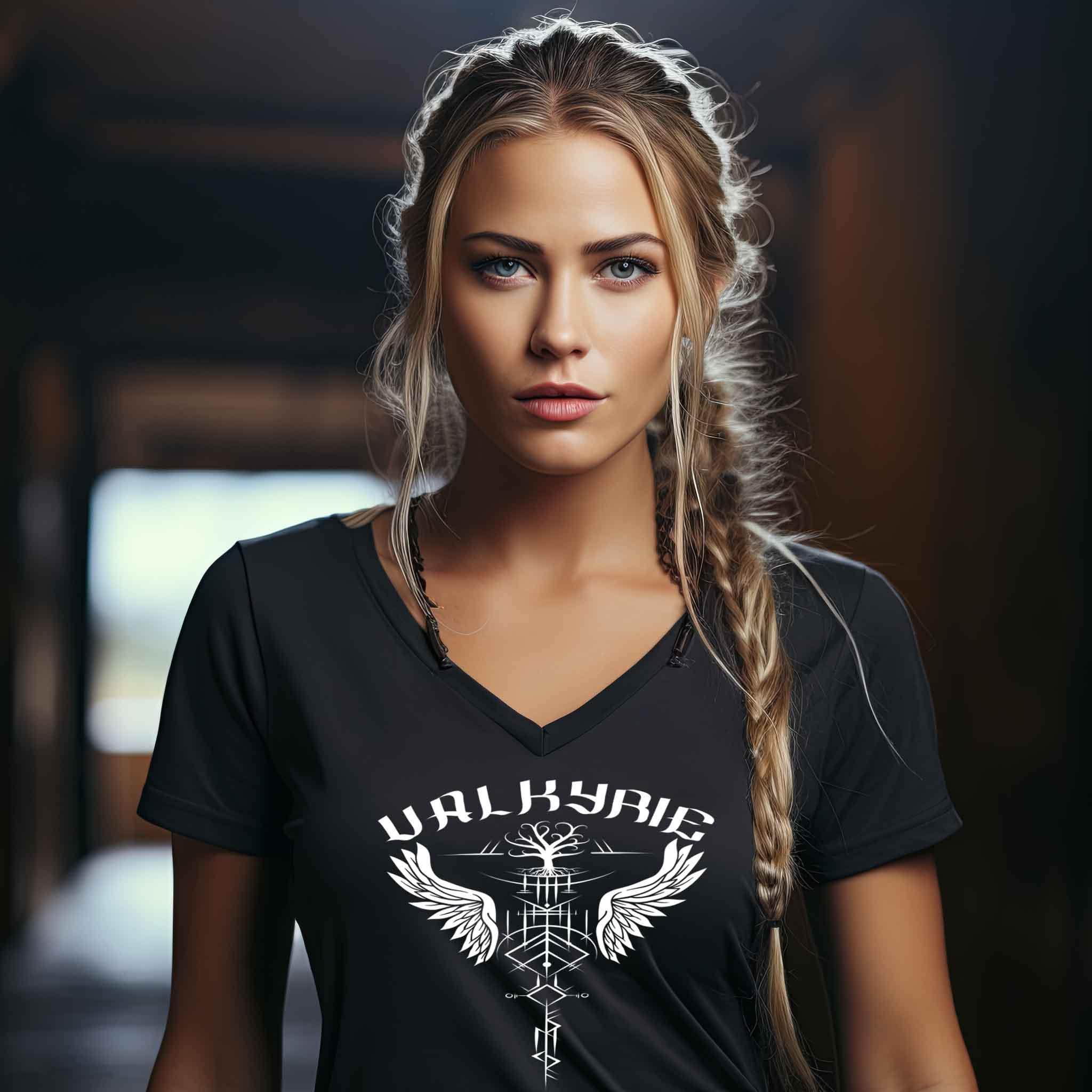 Schildmaiden V-Neck 'Valkyrie - Freyja's Binderune' – Göttliche Stärke und Schutz - Nordic Viking Wear