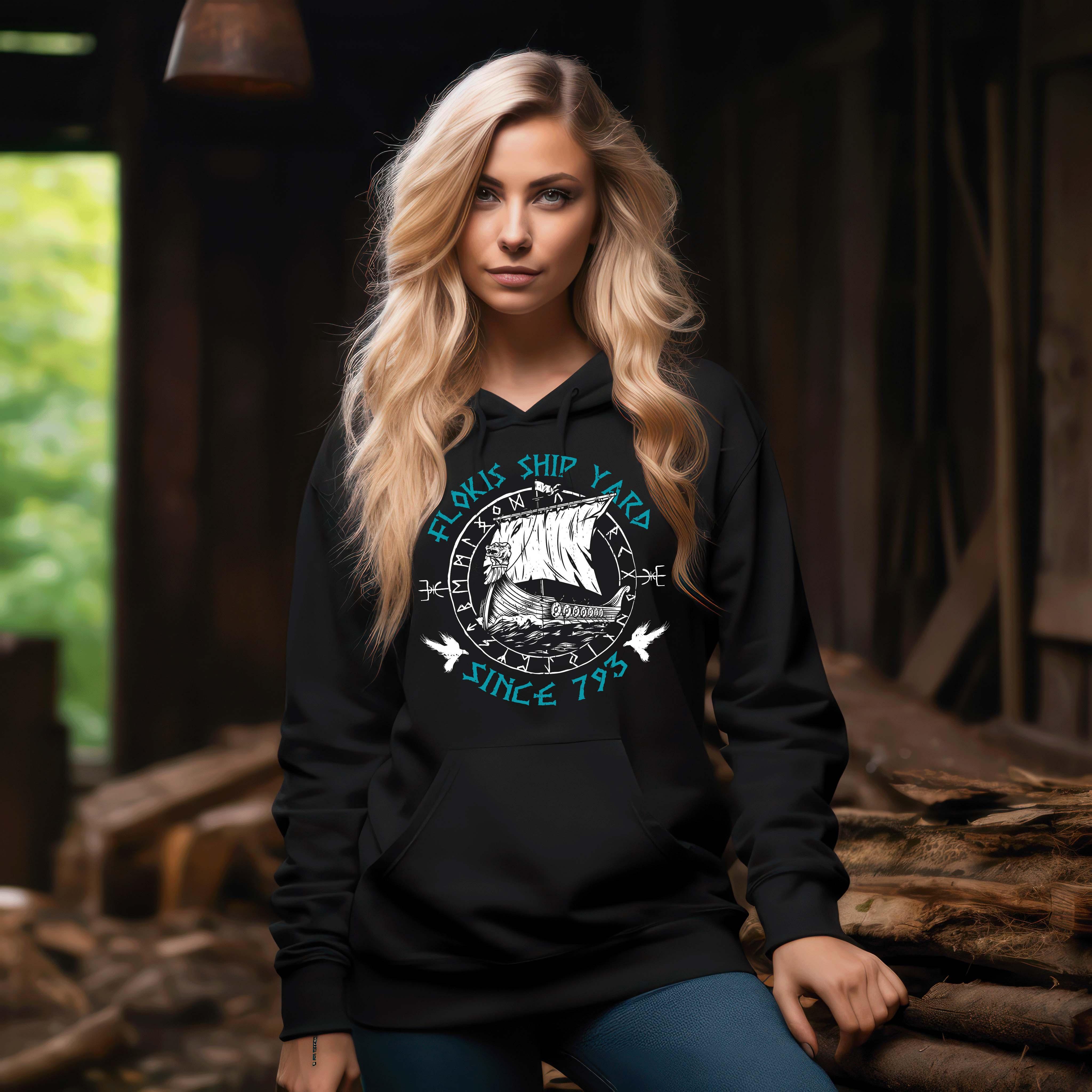 Schildmaiden Hoodie "Flokis Ship Yard" | Wikingerschiff & Runenkreis Motiv | Ideal für Liebhaber der Nordischen Kultur - Nordic Viking Wear