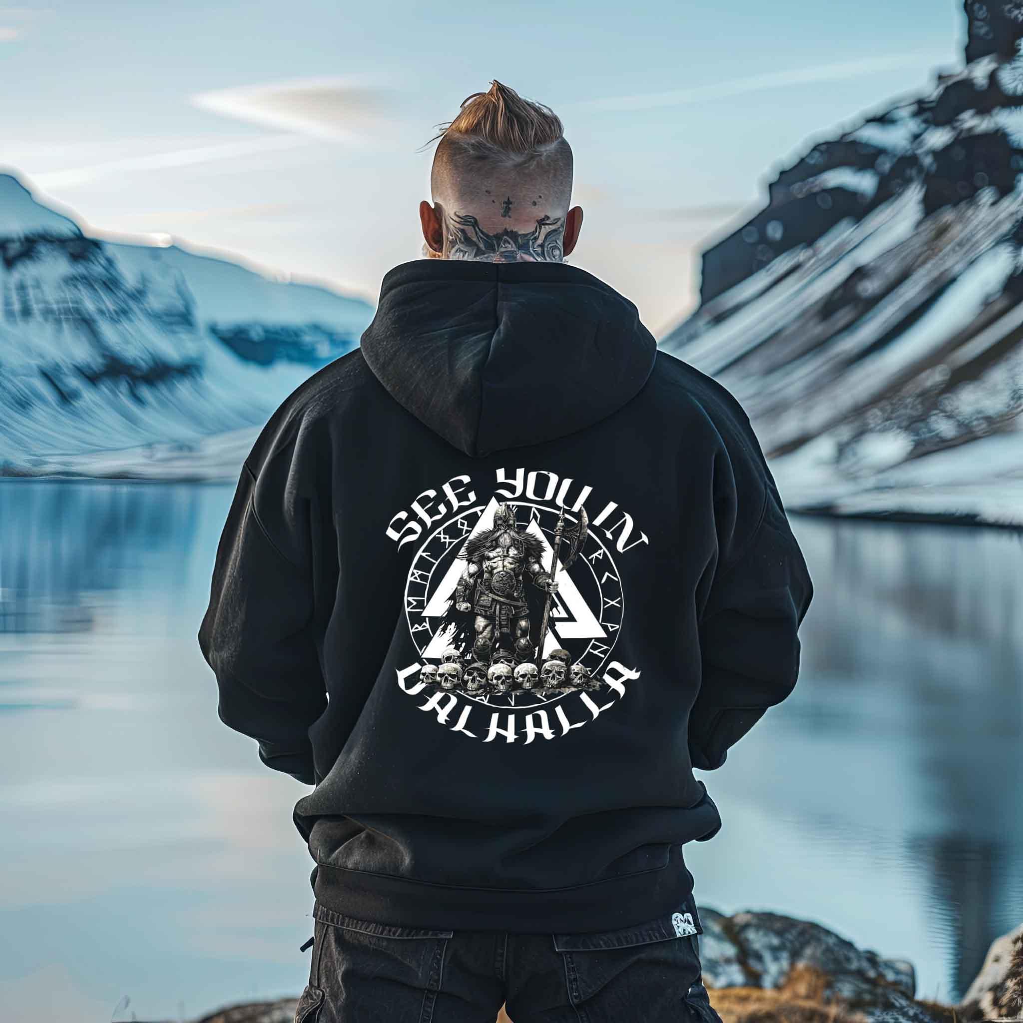Wikinger-Krieger Oversized Hoodie – „See You in Valhalla“ Rückendruck mit Axt und Helm - Nordic Viking Wear