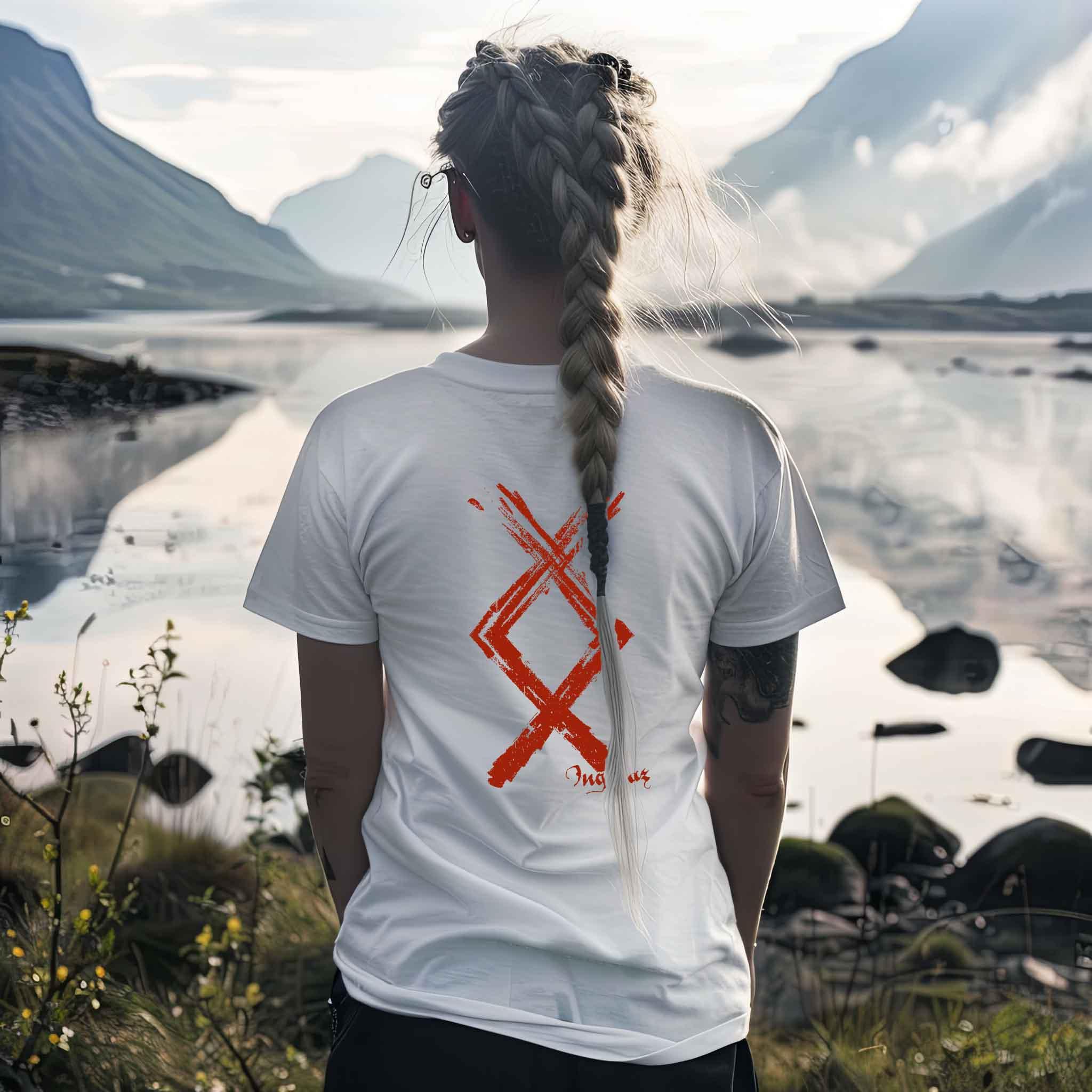Schildmaiden Extendet Shirt – Ingwaz Rune im kraftvollen Design - Nordic Viking Wear