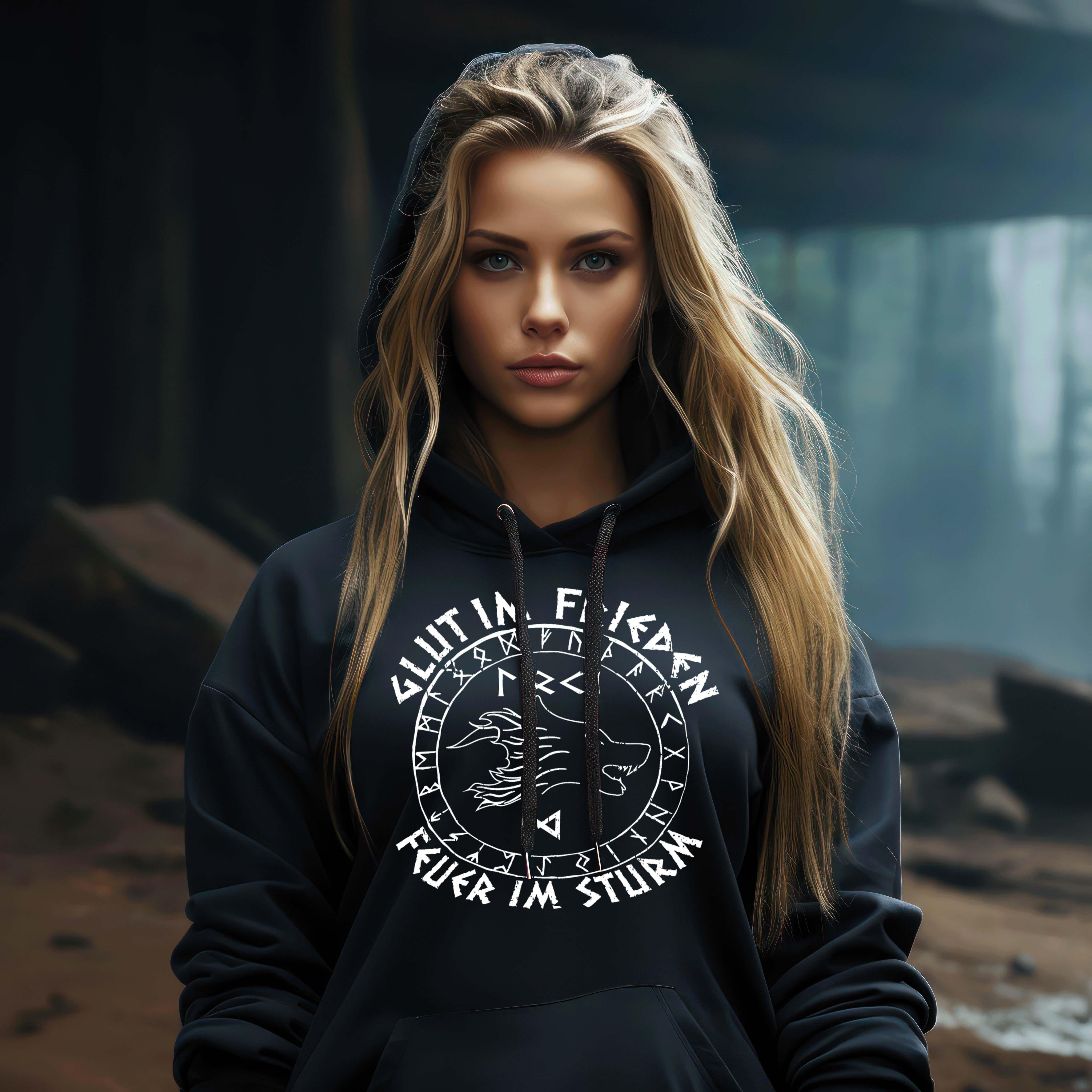 Shieldmaiden Hoodie "Loki's Erbe" – Kraft und List im nordischen Design - Nordic Viking Wear
