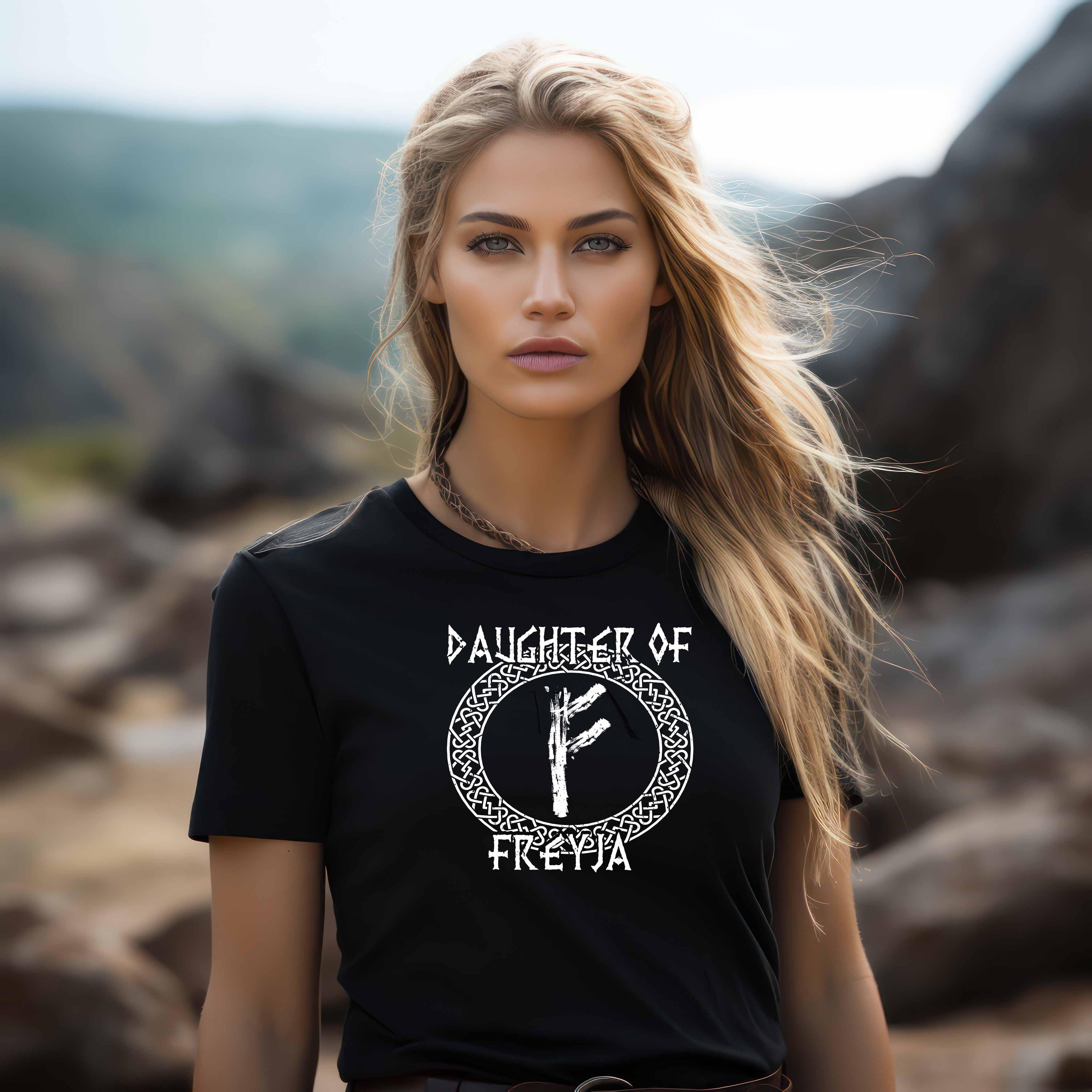 Schildmaiden "Daughter of Freyja" Damen Premium T-Shirt – Monochromes Design - Nordic Viking Wear