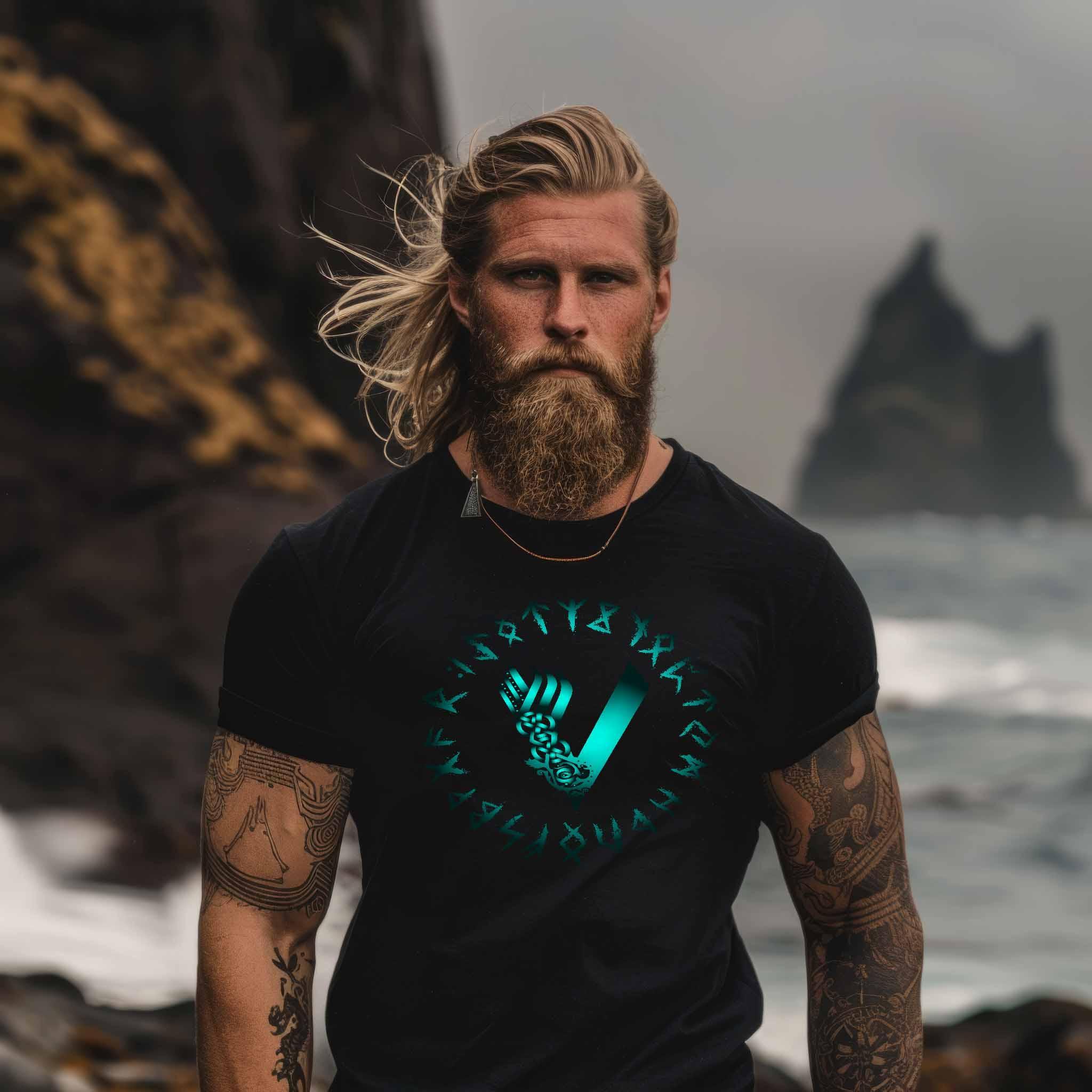 Wikinger-Premiumshirt mit Runen und Keltischem Design – Nordische Mystik für wahre Krieger - Nordic Viking Wear