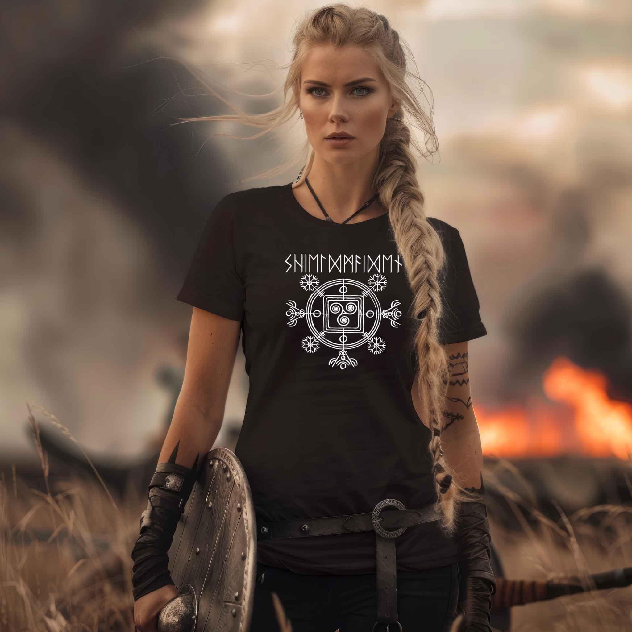 Schildmaid Premiumshirt mit Triskele – Symbol der Kraft und Weisheit - Nordic Viking Wear