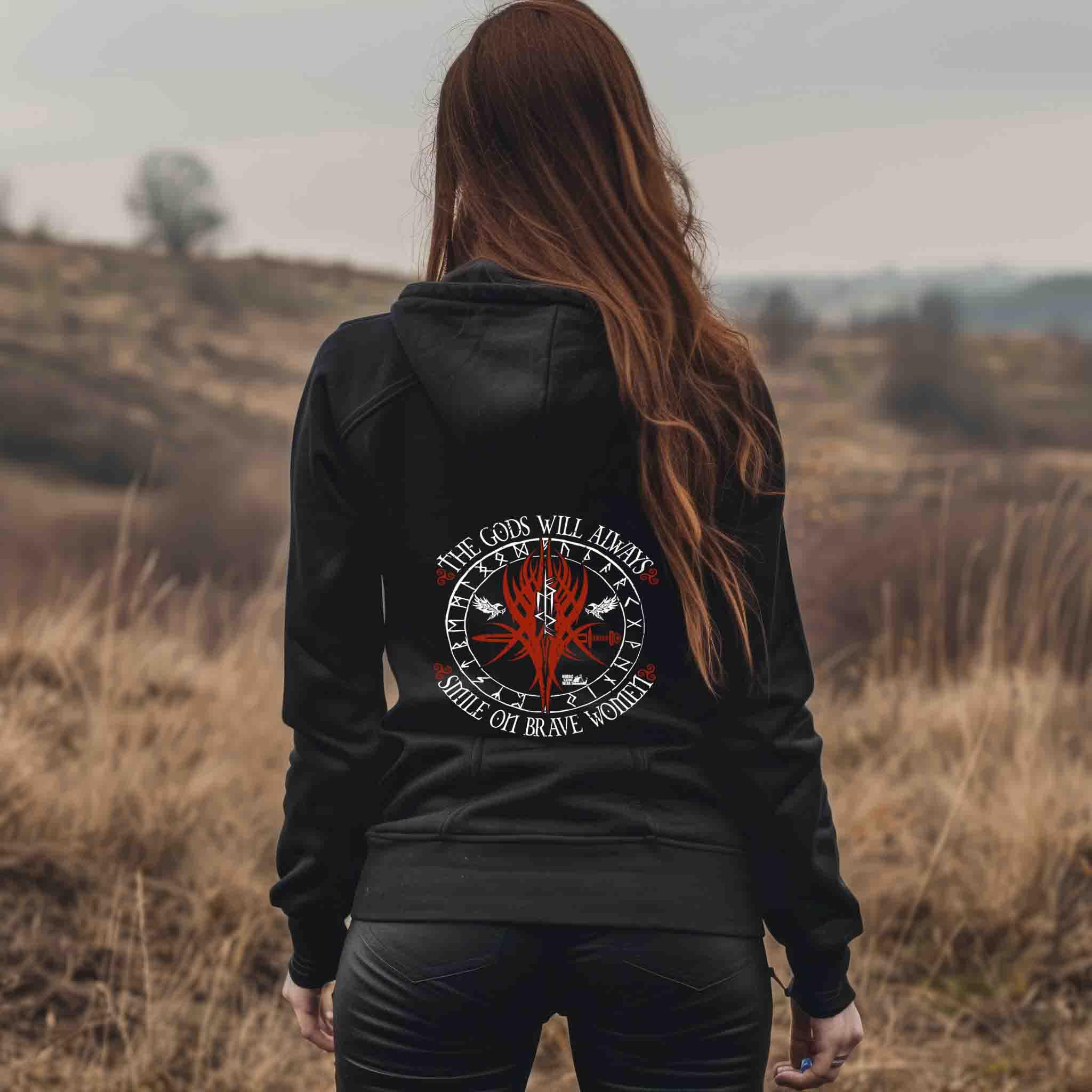 The Gods Will Always Smile on Brave Women – Wikinger Zipp-Hoodie für Schildmaiden ⚔️🔥 - Nordic Viking Wear
