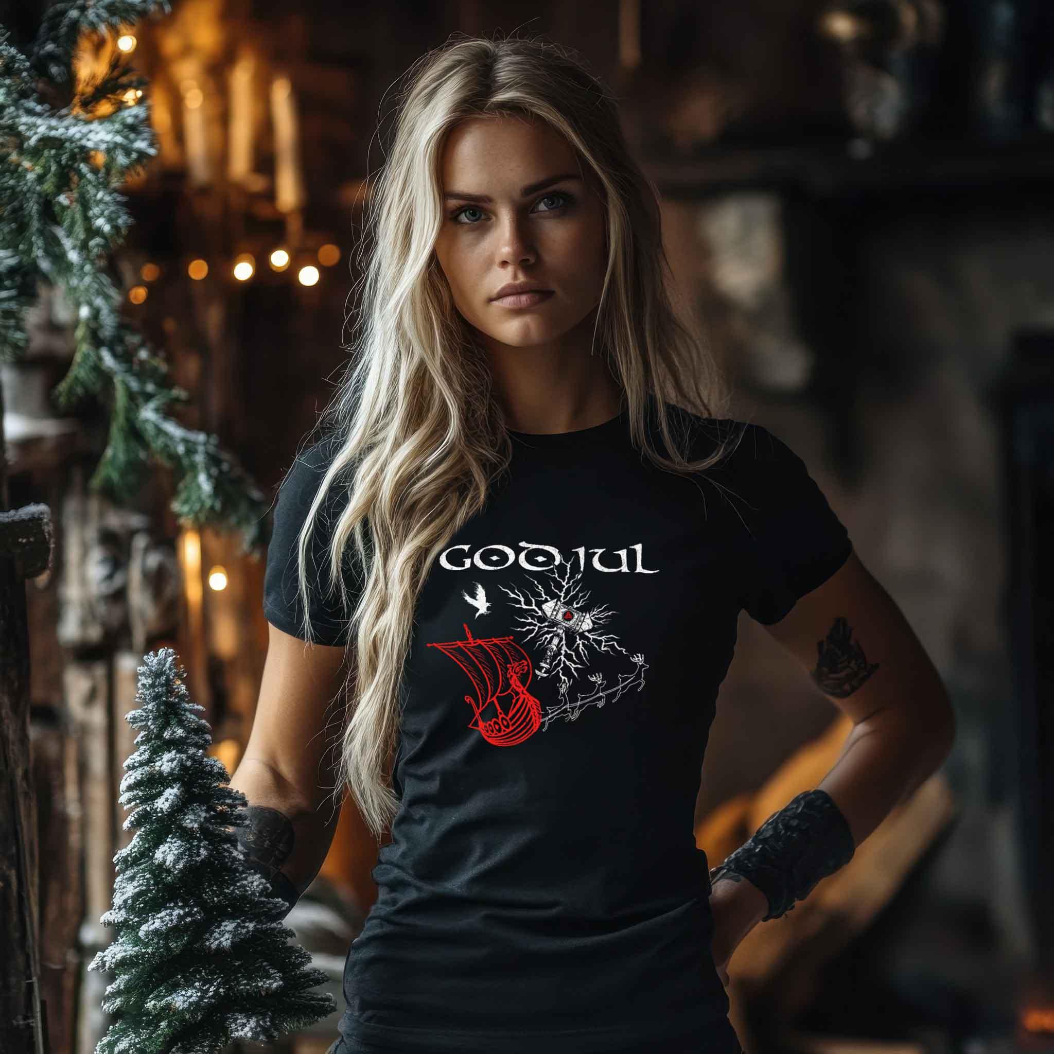 Schildmaiden Weihnachts-Shirt – God Jul Design mit Thors Hammer & Drachenboot - Nordic Viking Wear