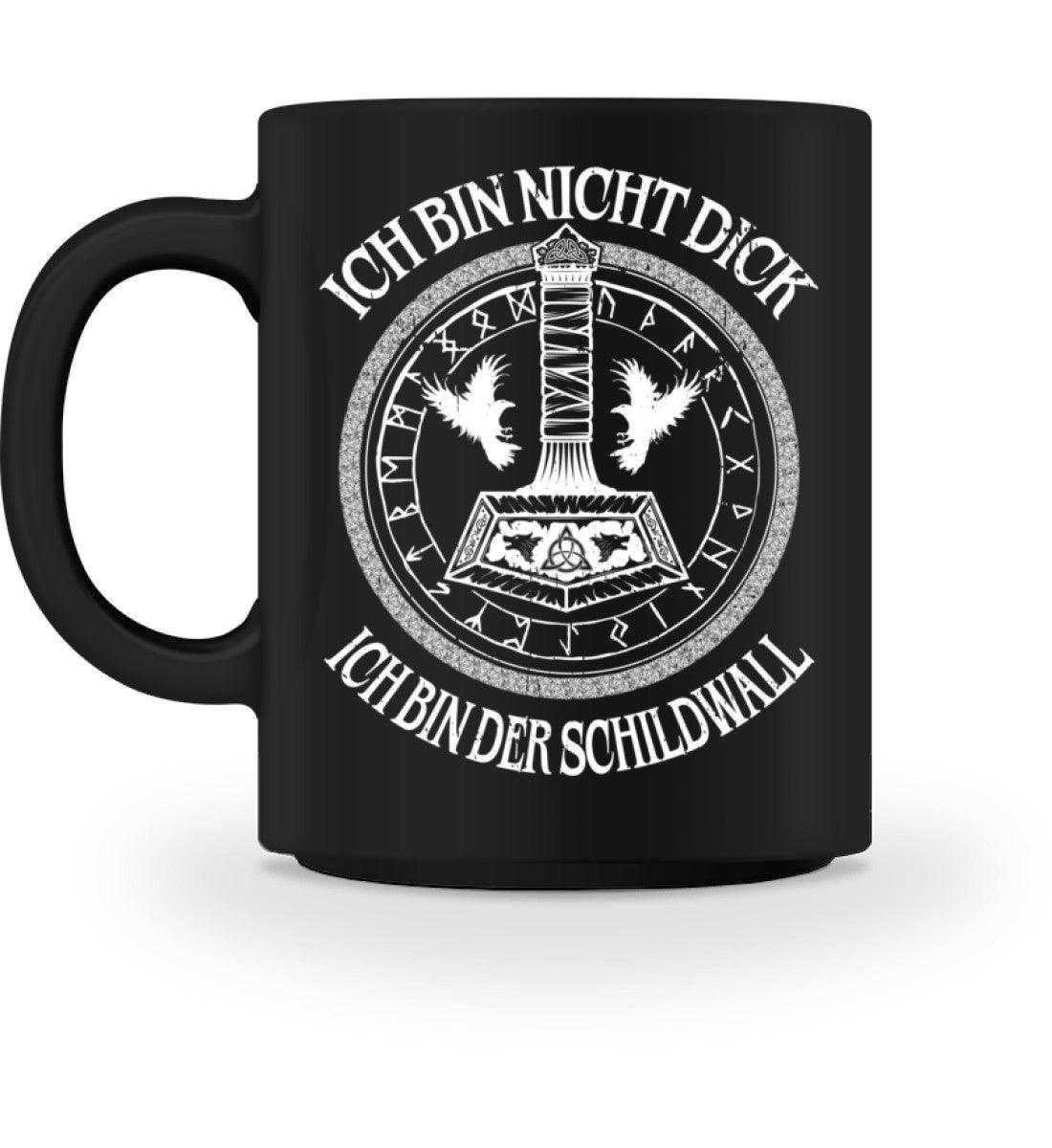 Schwarze Wikinger-Tasse mit Thors Hammer und Runenkreis, humorvoller Spruch "Ich bin nicht dick, ich bin der Schildwall"