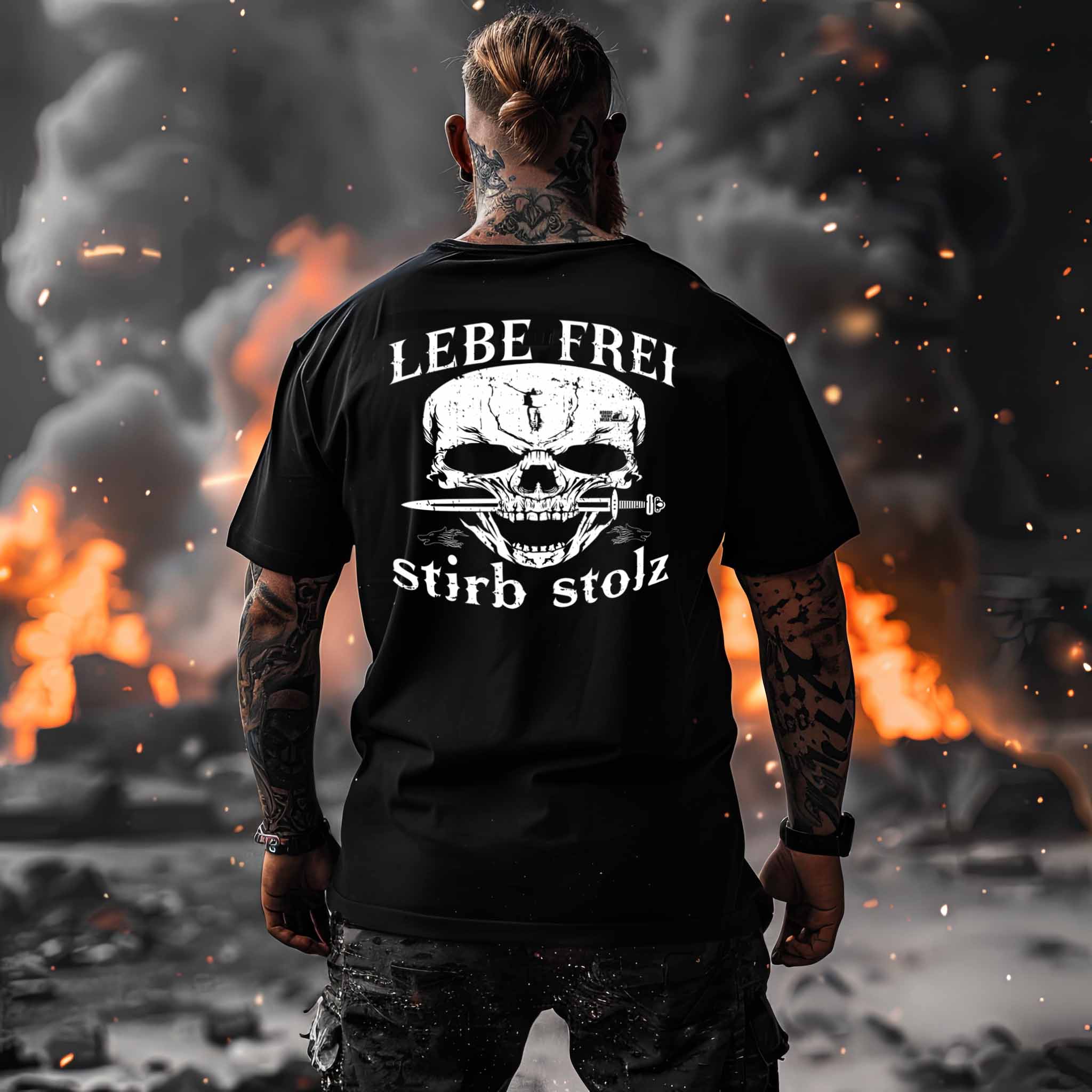 Lebe Frei, Stirb Stolz – Wikinger Premiumshirt Backside mit Totenkopf und Schwert-Design