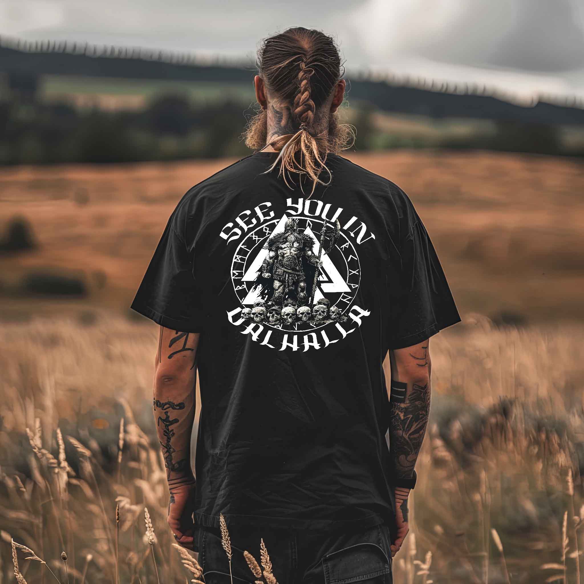 "Odin's Triumph" Wikinger Oversized Shirt – Eindrucksvoller Backprint mit Schädelmotiv