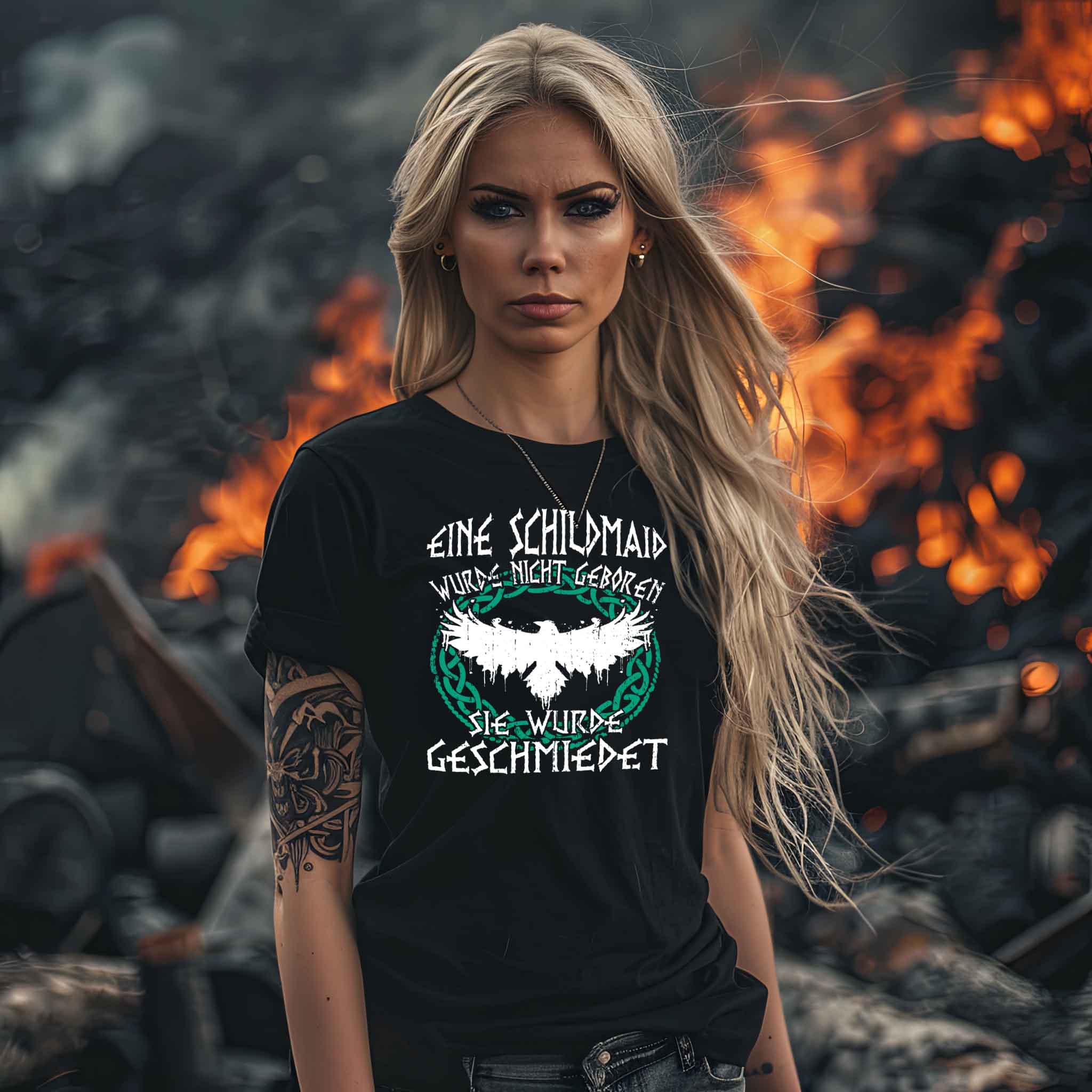 Schildmaiden Expresser Shirt Eine Schildmaid wird nicht geboren, sie wird geschmiedet