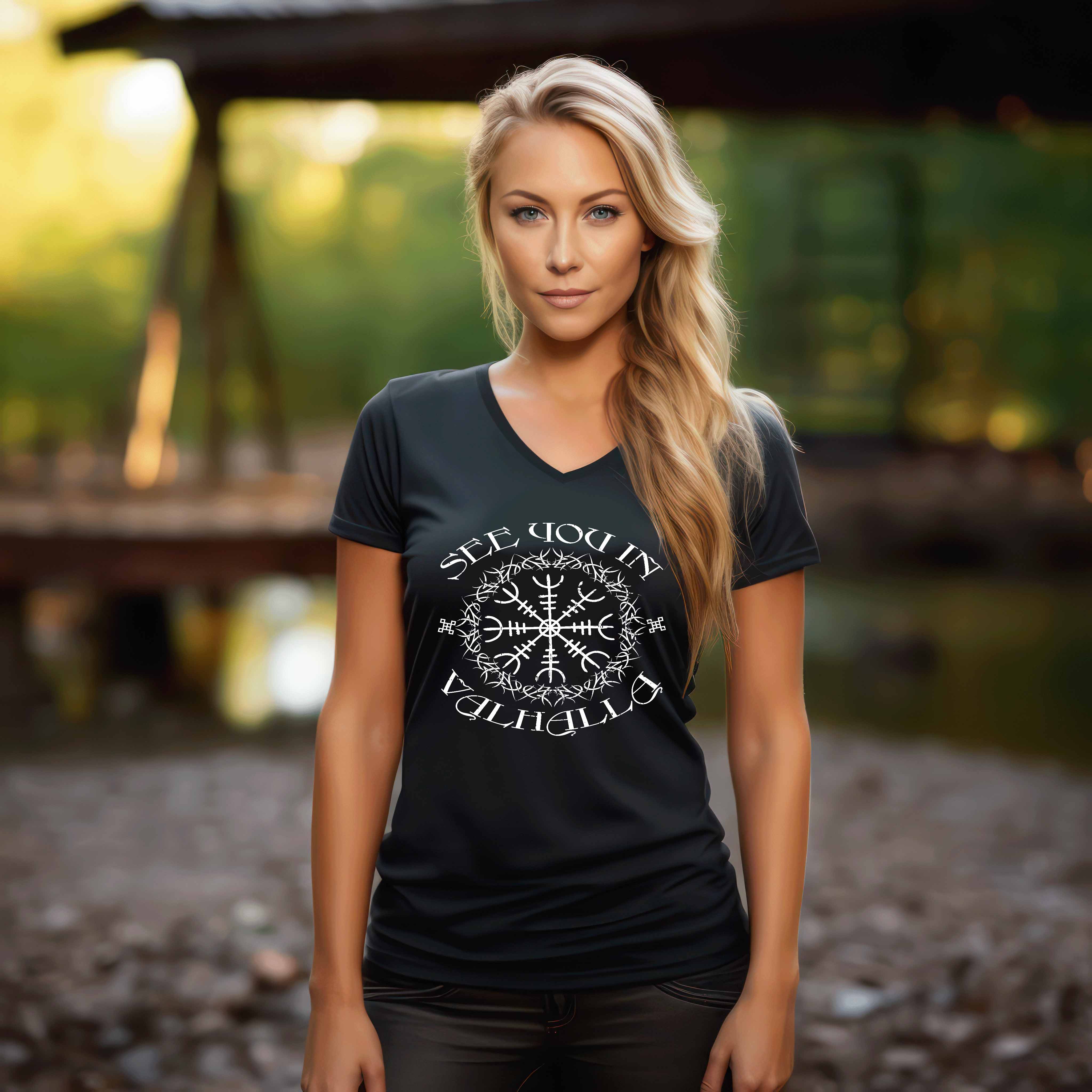 Schildmaiden V-Neck "See You In Valhalla" – Mit einzigartigem Helm Of Awe Design