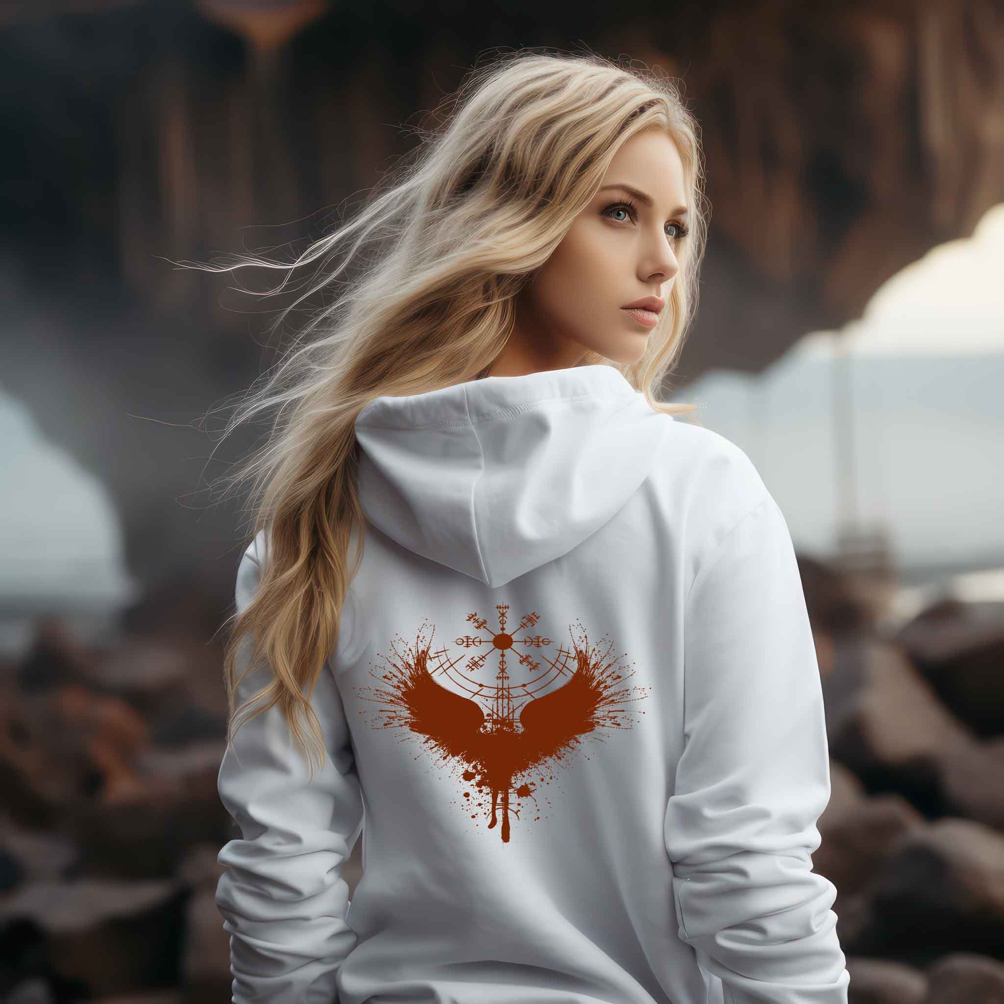 Schildmaiden Hoodie mit Blutadler und Vegvisir Design