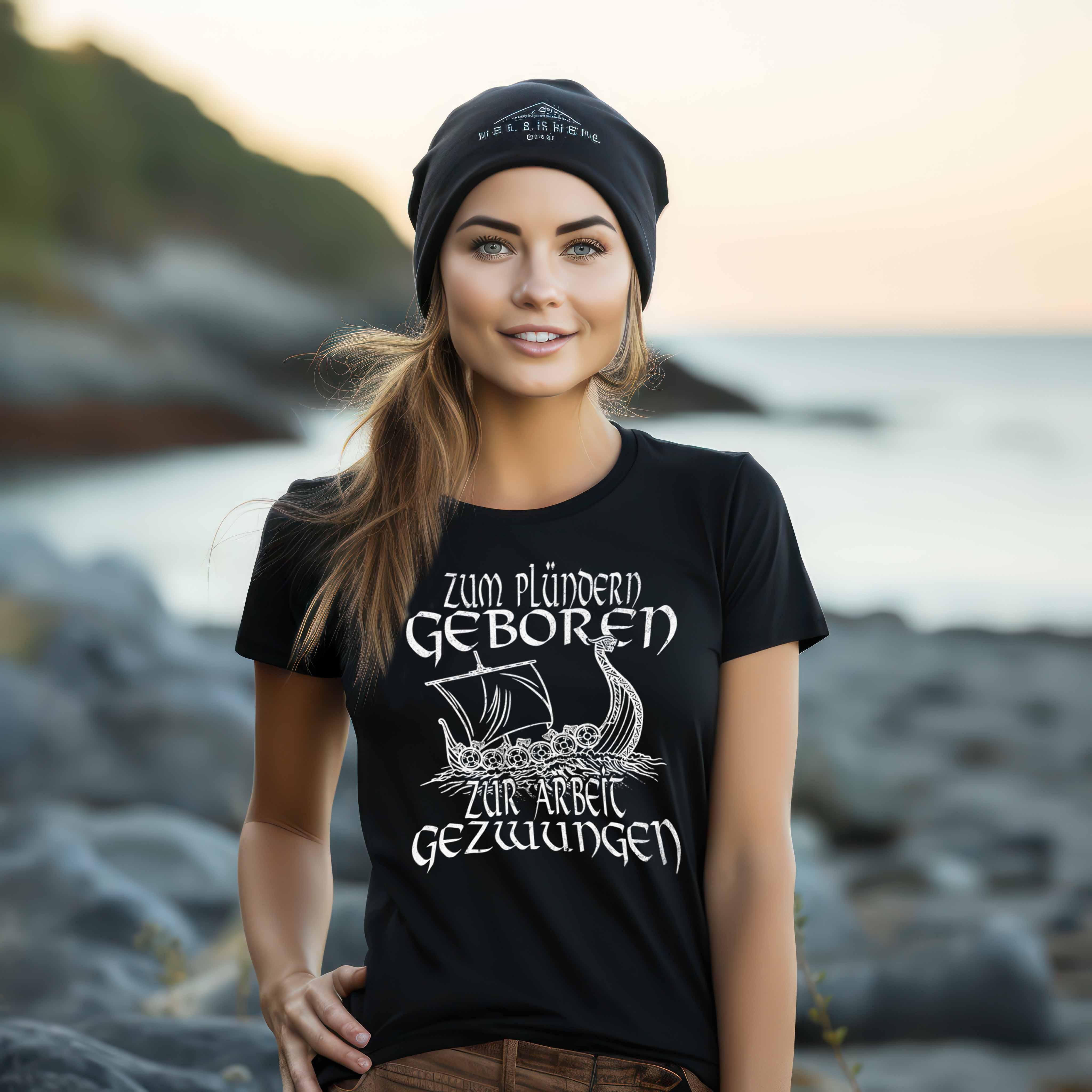 Schildmaiden Extended Shirt – "Zum Plündern geboren, zur Arbeit gezwungen" - Nordic Viking Wear