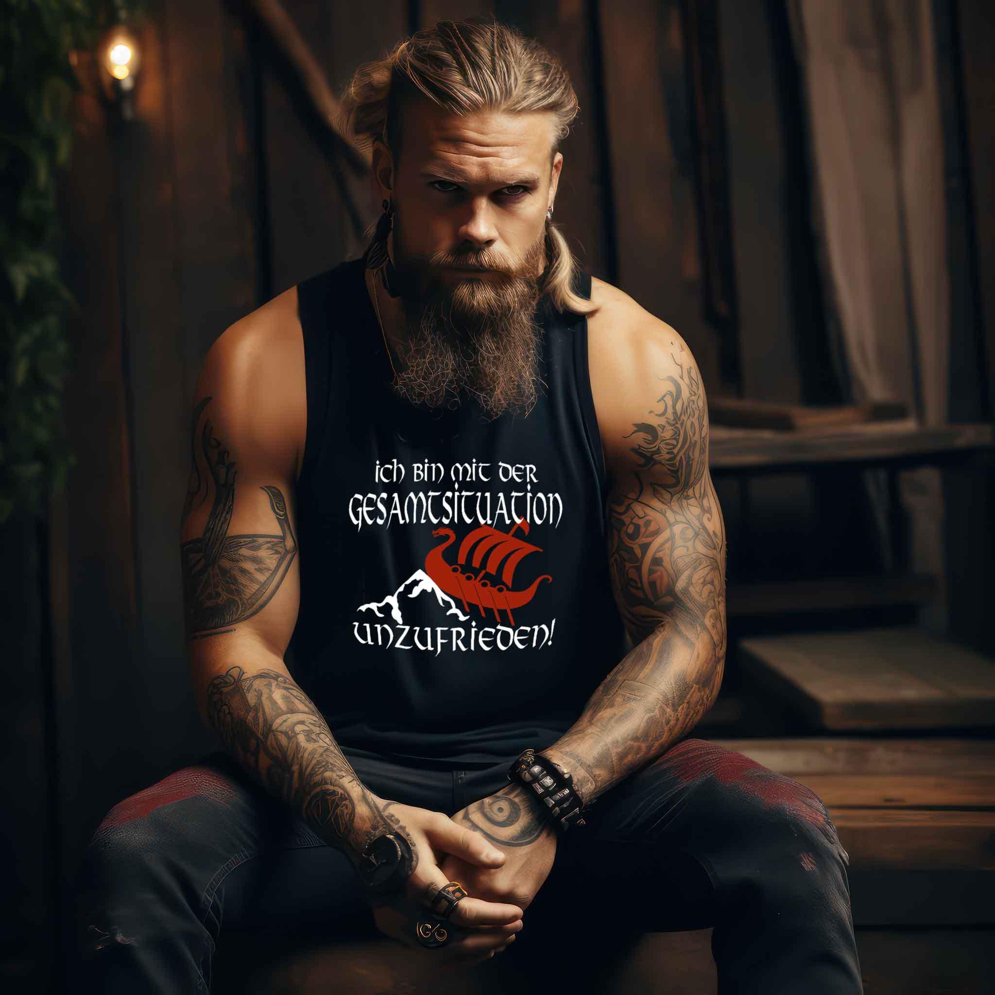 Lustiges Wikinger Tanktop 'Unzufrieden' – Humorvoll auf Kollisionskurs - Nordic Viking Wear