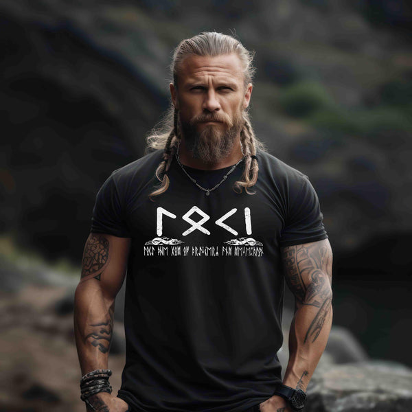 Loki Runenschrift T-Shirt – Nordischer Gott der List und Täuschung - Nordic Viking Wear