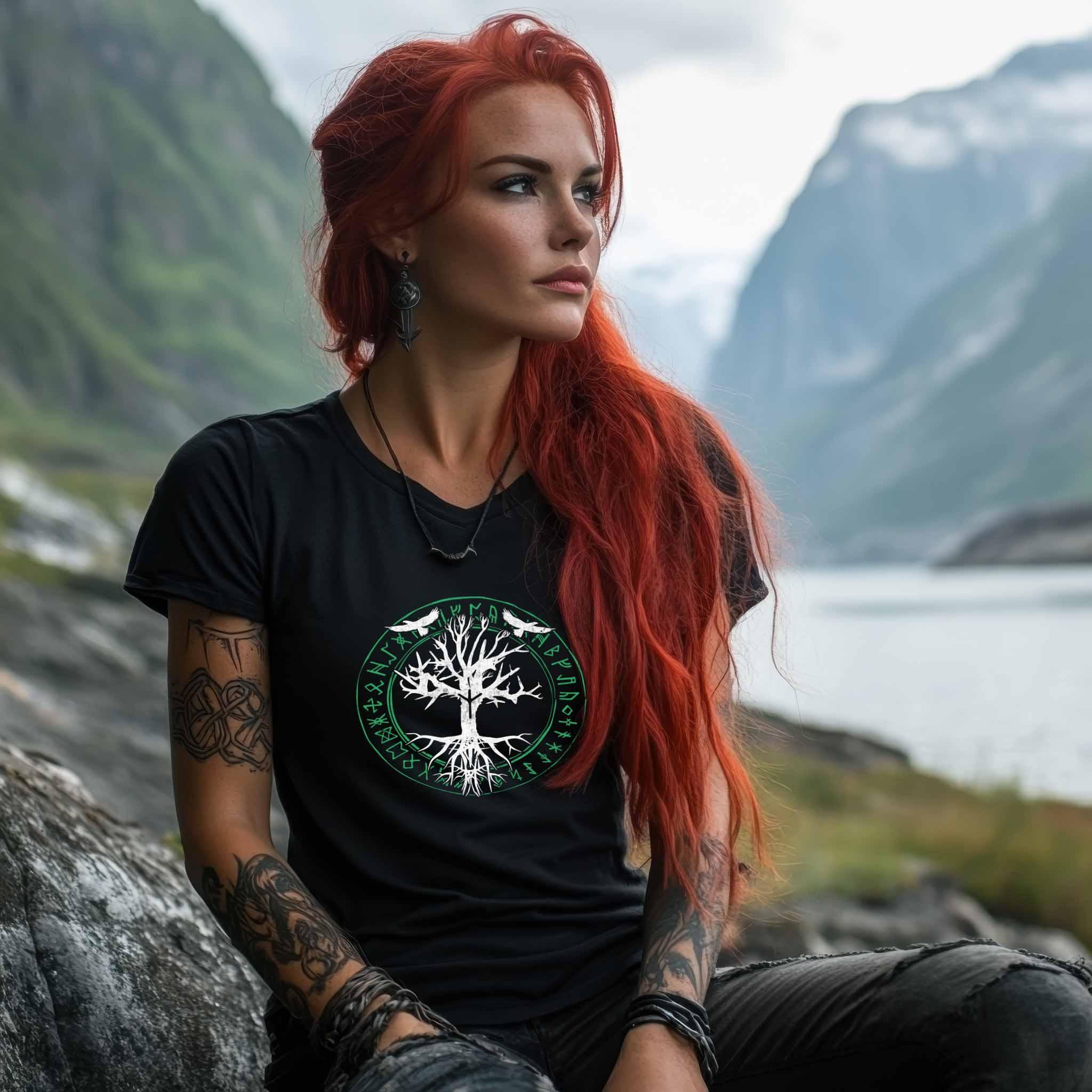 Schildmaiden Premiumshirt Odins Raben Weltenbaum - Nordic Viking Wear